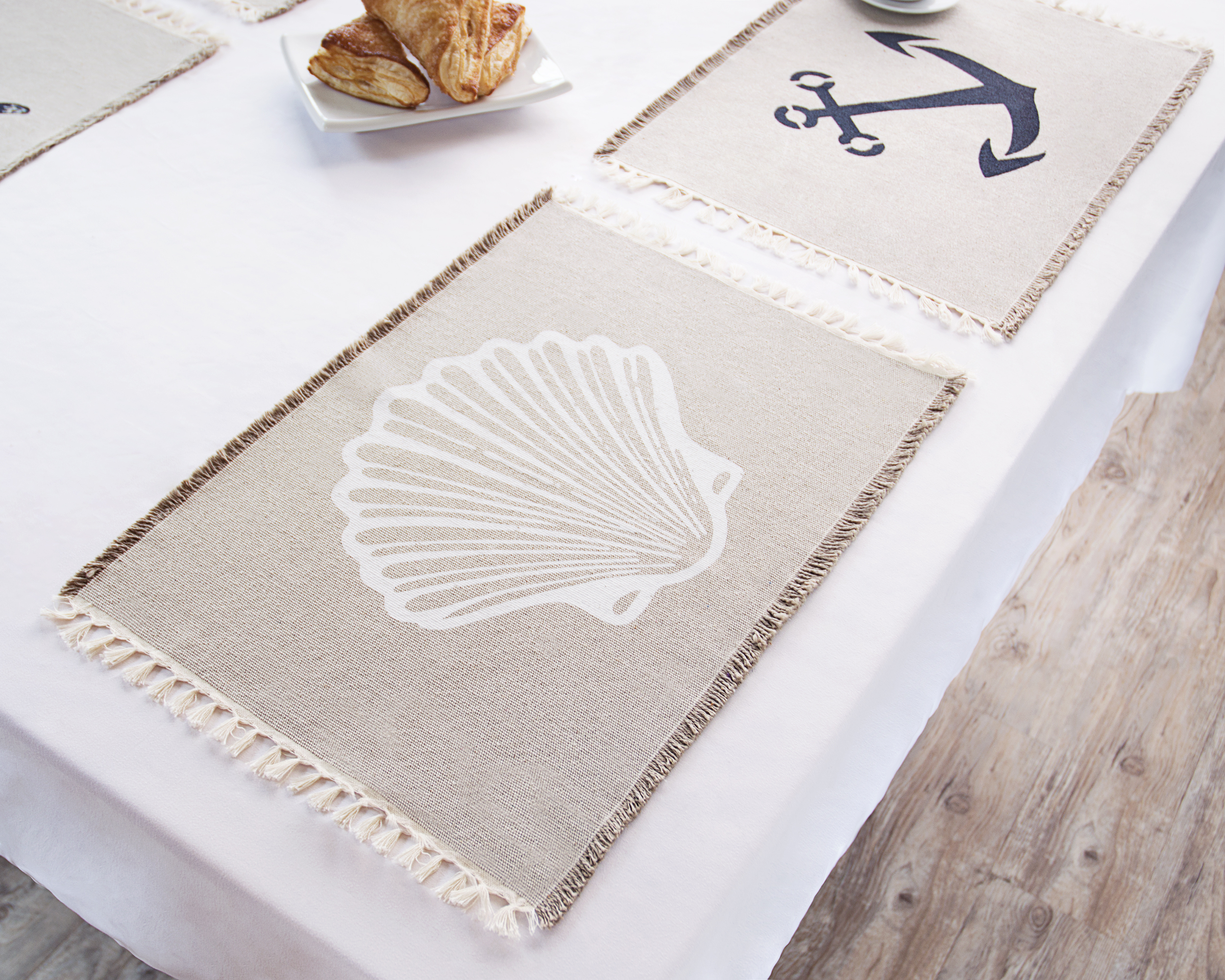 Living Fashions Table Placemats Set of 4 Beach Themed Nautical Kitchen 